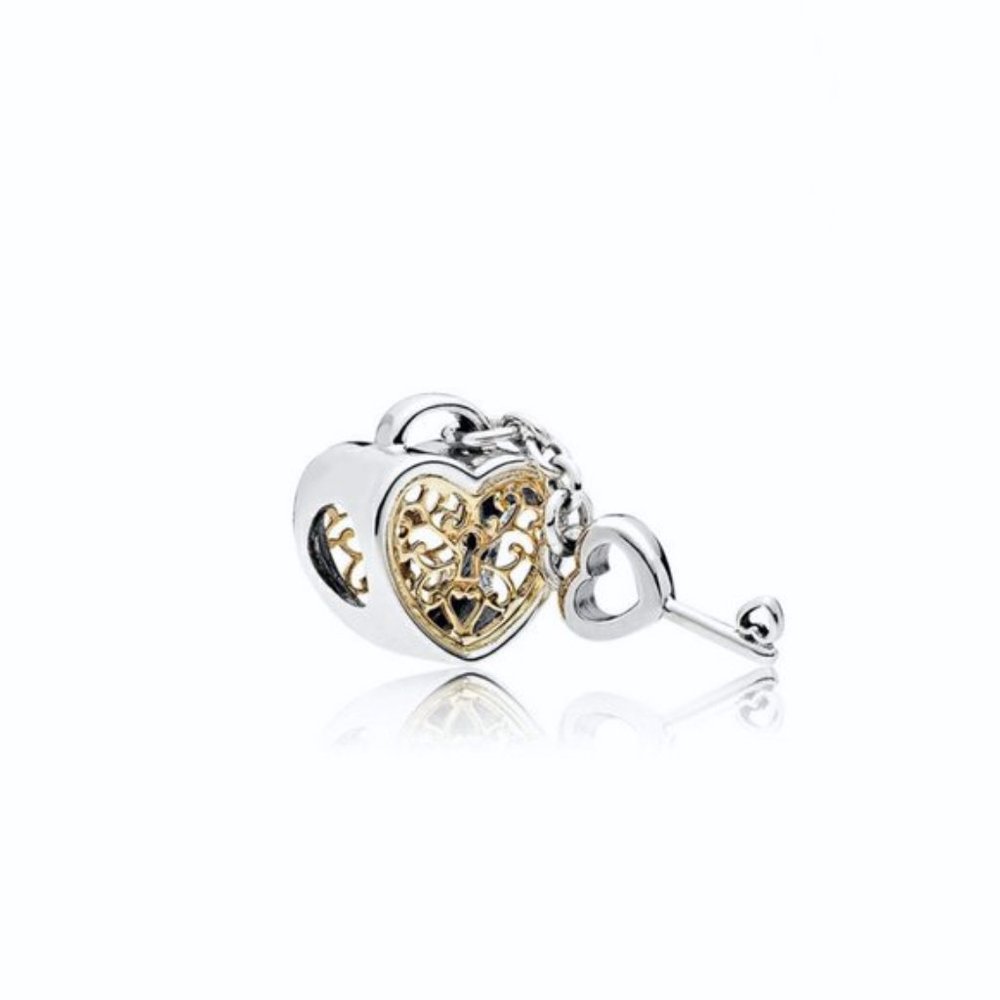 Pandora Heart lock w/key charm